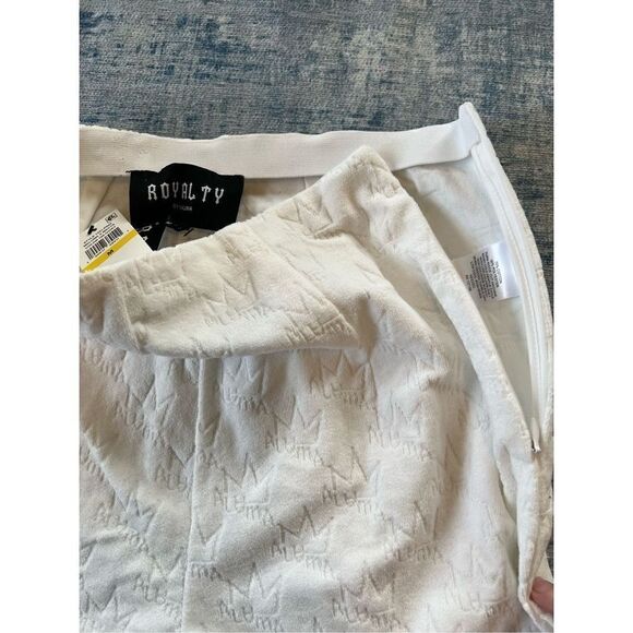 NWT! Royalty By Maluma Ivory Crown Embossed French Terry Shorts Medium - Picture 5 of 9